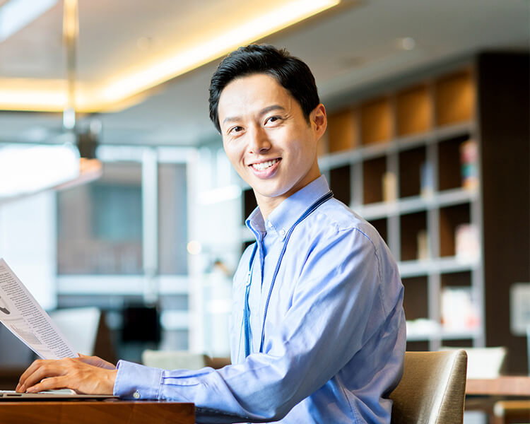 「Media SMS」なら高い着信率のSMS送信サービスが安く・カンタンに導入できます